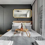 Center Garden Gates Boutique By Downtown Apartament *