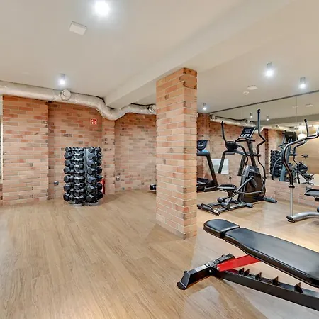 Center Garden Gates Boutique By Downtown *