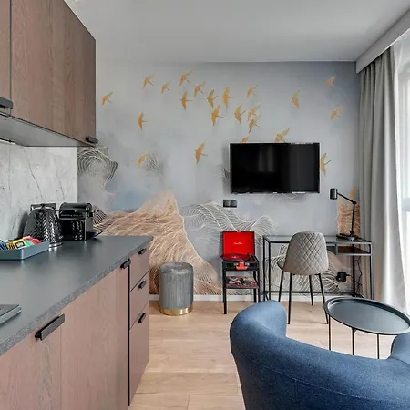 Center Garden Gates Boutique By Downtown Gdansk