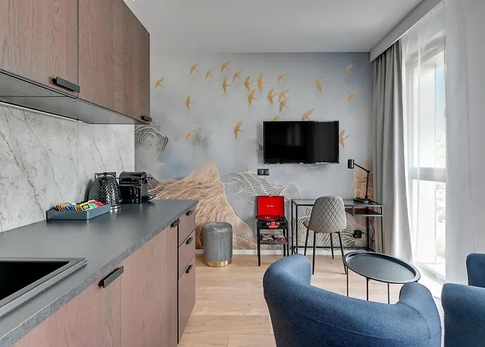 Center Garden Gates Boutique By Downtown Gdańsk