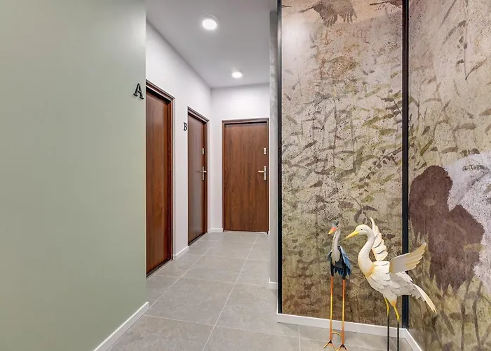 Apartment Center Garden Gates Boutique By Downtown